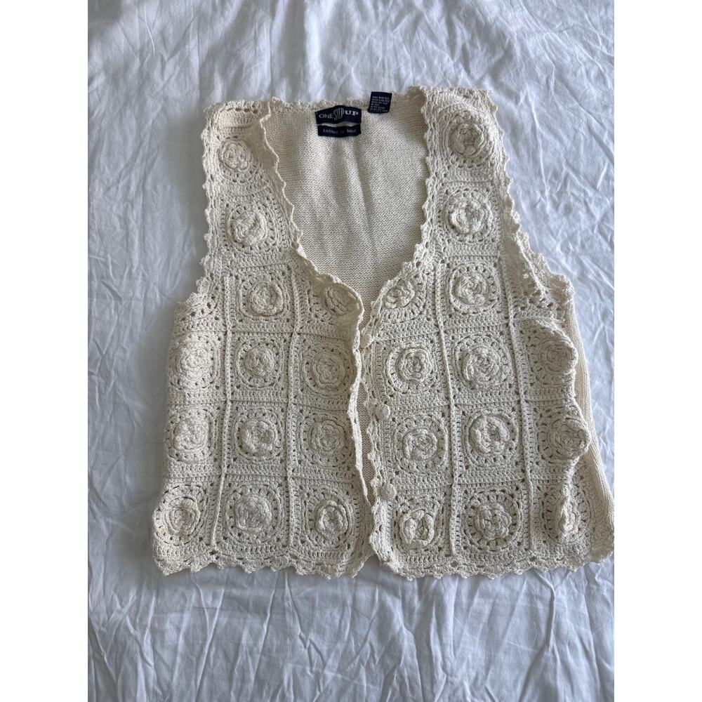 VTG One Step Up Hand Knit 90s Vest Cottagecore Angelcore Grandmacore Bohemian